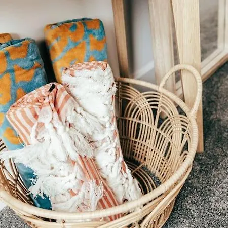 Ferienhaus The Hideout - Newquay - Fully Stocked Eco Escape *